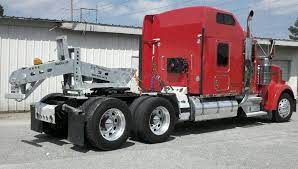 (pictured left) for those pulling the larger fifth wheel trailers, some need a two ton or bigger truck to be legal. Model 10 Deluxe Fifth Wheel Towing Unit Directequipmentsupply