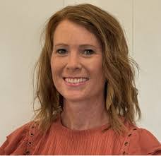 Renee Faust's Instagram, Twitter & Facebook