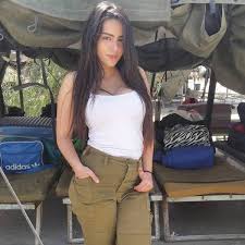 Beautiful Military Girls Of Israel 70 Pics Idf Women Army Girl Military Women