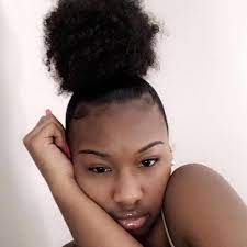 I Love Topknotbuns Wbu If Viewing Follow Edges Woahh Follow Edges Woahh For More Send In Your Natural Hair Styles Stylish Hair Curly Hair Styles
