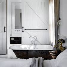 E dove potersi rigenerare, se non in una moderna ed elegante vasca da bagno? Vasca Da Bagno In Camera Da Letto Blog Arredamento
