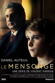 Tout le monde cherche l'origine de ses visions où regarder cet épisode en streaming 1080p, 720p hd. Serie Le Mensonge Streaming