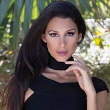 Jessica Bechtold's Instagram, Twitter & Facebook