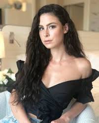 Gerüchte, dass sich das paar womöglich verlobt habe, dementierte lena jüngst in einem interview mit der zeitschrift bunte: 750 My Idol Lena Meyer Landrut Ideen Lena Meyer Landrut Lena Lena Mayer Landrut