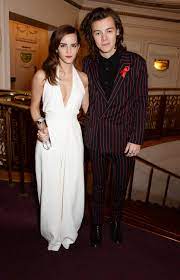People are now accustomed to using. Emma Watson And Harry Styles Should Date According To Twitter Vanity Fair