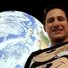 Santo, santo, santo: Como a santidade de Deus nos leva a confiar nele  (Portuguese Edition)