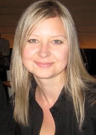 Deborah Trevisan's Instagram, Twitter & Facebook