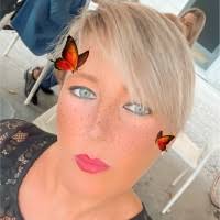 8 "Anna Genchi" profiles