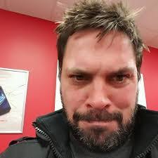 Brett Bottomley's Instagram, Twitter & Facebook