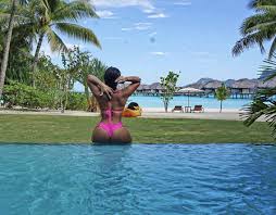 Usain bolt has revealed he and partner kasi bennett have welcomed twins to the world. Usain Bolt Girlfriend Kasi Bennett Instagram