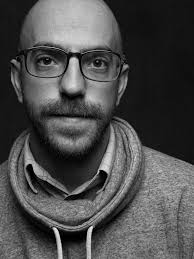 Artists Seen: Tom Holt