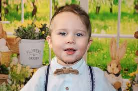 Hello my fellow photographers! This page has been invaluable to my growth  and I would like to thank all of you. Question: I normally don't do indoor  photgraphy(except concerts). I have only