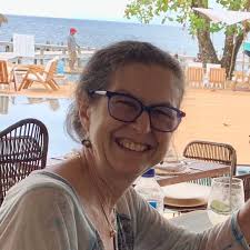 Shari Silverstein's Instagram, Twitter & Facebook