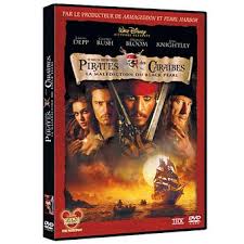 Dans la mer des caraïbes, au xviie siècle, jack sparrow, flibustier gentleman, voit sa vie idyllique basculer le jour où son ennemi, le perfide capitaine barbossa, lui vole son bateau, le black pearl, puis attaque la ville de port royal mais will ignore qu'une malédiction frappe barbossa et ses pirates. Pirates Des Caraibes La Malediction Du Black Pearl Dvd Dvd Zone 2 Achat Prix Fnac