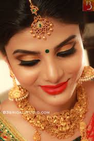 South Indian Bridal Makeup By Karthika B3bridalstudio Contact 9176664266 Indian Bride Makeup Indian Wedding Makeup Bride Makeup Eyes