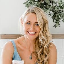 Jacqueline Wharton's Instagram, Twitter & Facebook