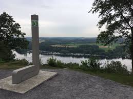 Sat 1 Nrw On Twitter Die Korte Klippe Mit Der Aussicht Auf Baldeneysee Wird Heute In Essen Eingeweiht Grunehauptstadtessen See Korteklippe Https T Co I4pf87ckkf