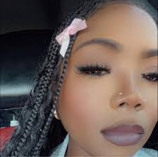 Endia Hilliard's Instagram, Twitter & Facebook