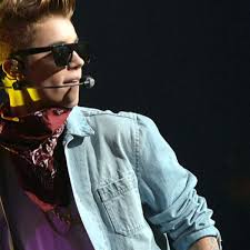Justin drew bieber (/ b iː b ər /; Justin Bieber Age Life Songs Biography