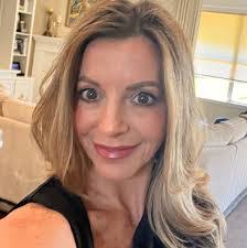 Patricia Kerns's Instagram, Twitter & Facebook