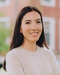 Anna Chambers's Instagram, Twitter & Facebook