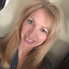 Christine Napolitano (@CRNapolitano)