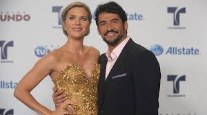 Gabriel porras and guest arrive at telemundo's 2017 premios tu mundo at american airlines arena on august 24, 2017 in miami, florida. Series Gabriel Porras And The Time He Lost His Head For Brenda Asnicar At Weight Archyde