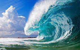 Photographer Dives Into Crashing Waves To Capture Their Raw Power From Within Ocean Waves Photography Waves Photography Ocean Waves