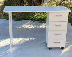 Manicure Tables Beauty Equipment Hair Beauty Furniture