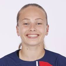 Fanny Rossi's Instagram, Twitter & Facebook