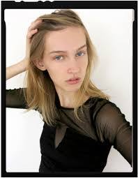 Julia Fuchs's Instagram, Twitter & Facebook