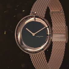 Description the marais mirror gold black leather watch is a gorgeous modern tribute to the truly fashionable les marais district and pierre cardin's unique vintage style. Pierre Cardin Watches Home Facebook