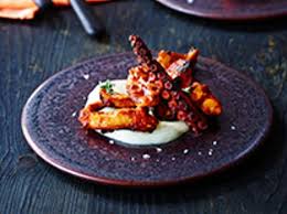 Pulpo A La Brasa Con Pure De Patatas A La Parmentier Tapas Receta Pulpo A Las Brasas Comida Etnica Pure De Patatas