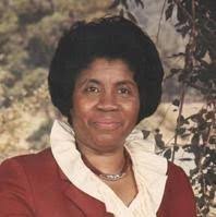 Effie Mcgee's Instagram, Twitter & Facebook