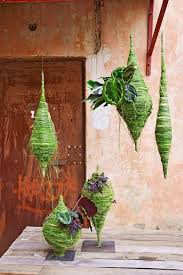 Pin Von Brigitte Kropat Auf Blumentopf In 2020 Mit Bildern Hangepflanzen Pflanzen Dekor Blumengestecke