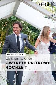 Gwyneth Paltrow Zeigt Das Erste Foto Ihrer Hochzeit In 2020 Hochzeit Kleid Hochzeit Gwyneth Paltrow