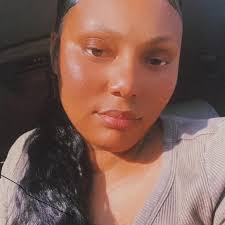 Yo back big asf if you actually eat the gingerbread house