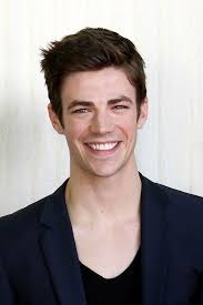 Grant Gustin At A Press Conference For The Flash At The Hfpa Offices In West Hollywood Grant Gustin Gustin The Flash Grant Gustin
