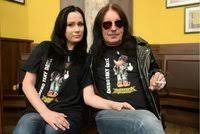 Skončil jsem v kolínské nemocnici, kde mi řekli, že na jedno oko už nikdy neuvidím, prozradil během natáčení aleš. Jednooky Rocker Ales Brichta 56 Osklive Si Poranil Zdrave Oko