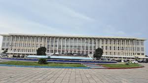 Photo RDC: le Sénat valide une révision à la baisse du budget de l'État ...