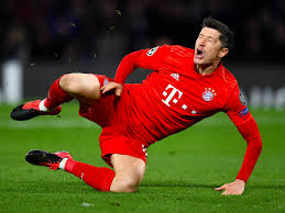 Check out his latest detailed stats including goals, assists, strengths & weaknesses and match ratings. Robert Lewandowski Fehlt Fc Bayern Munchen Vier Wochen