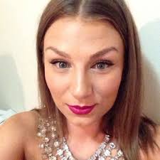 Caroline Abraham (@ohhh_carolina)