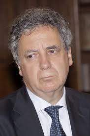 That this forest of the righteous makes rooom from the very next year to those who have fought the totalitarian savagery of mafioso organizations. Nando Dalla Chiesa L Assassinio Di Mio Padre Un Delitto Politico Articolo21