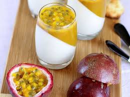 Panna Cotta Vanillee Coulis Mangue Passion Recettes Recette Panna Cotta Mangue Coulis De Mangue Recettes De Cuisine