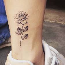 Princesse Sur Instagram Tattoo Tatouage Rose Modele Tatouage Tatouage