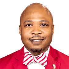 Janer Reyes's Instagram, Twitter & Facebook