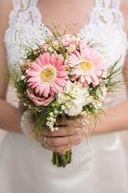We did not find results for: Brautstrauss Gerbera Bildergalerie Hochzeitsportal24 Brautstrauss Gerbera Blumenstrauss Hochzeit Gerbera Hochzeit