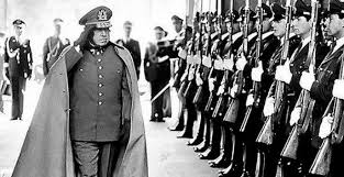 Résultat de recherche d'images pour "Pinochet parades"