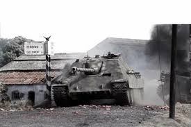 ¡te sentirás como un sargento de verdad, al proteger a tu país y liderar. Los Tanques En El Cine Domingo Caceres Y 4