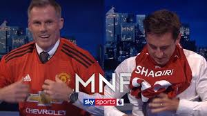 Jamie redknapp, jamie carragher, gary neville, graeme souness. Jamie Carragher And Gary Neville Swap Manchester United And Liverpool Shirts Mnf Youtube